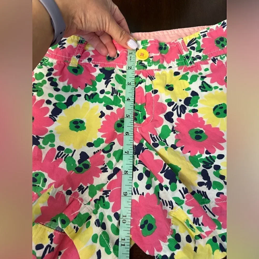 Lilly Pulitzer Doodlebug Daisy Shorts - Size 2